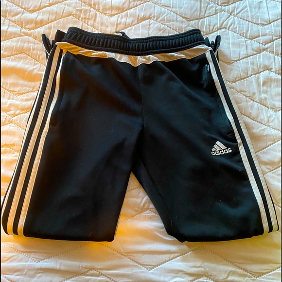 adidas Tiro track pant size 11/12 boys - Picture 1 of 6